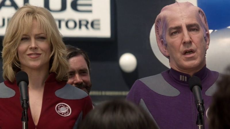 Illustration for article titled 33 Secrets You Probably Never Knew About the Making of Galaxy Quest
